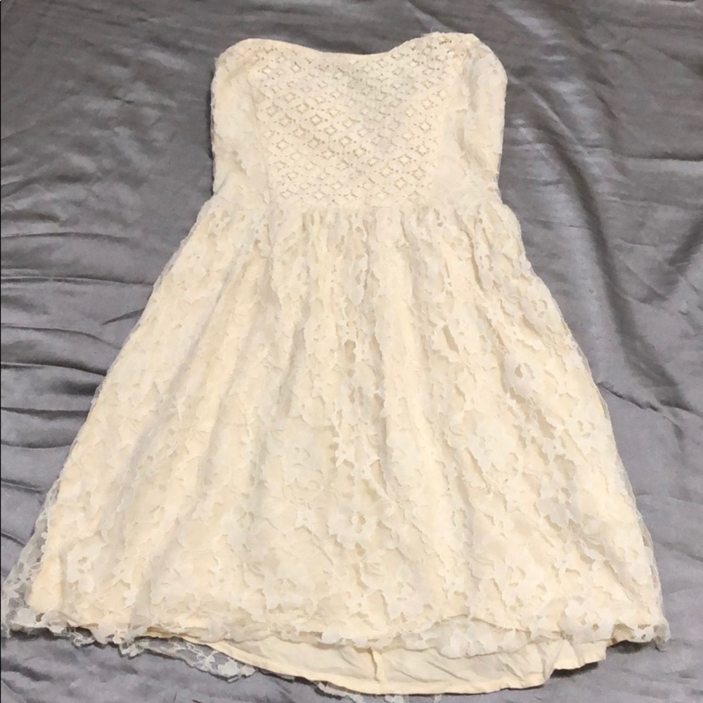 Hollister lace sweetheart mini dress